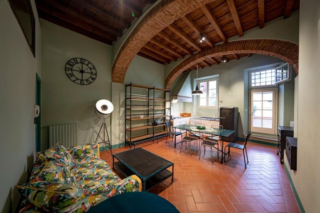 Raffinato Trilocale San Frediano Apartment ฟลอเรนซ์ ภายนอก รูปภาพ