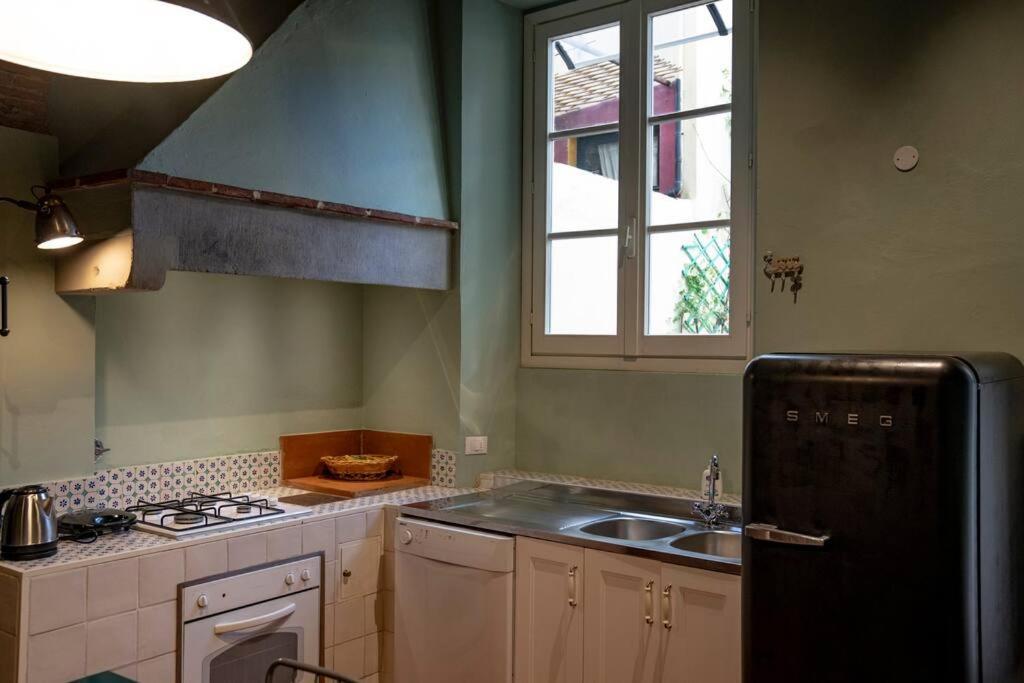 Raffinato Trilocale San Frediano Apartment ฟลอเรนซ์ ภายนอก รูปภาพ