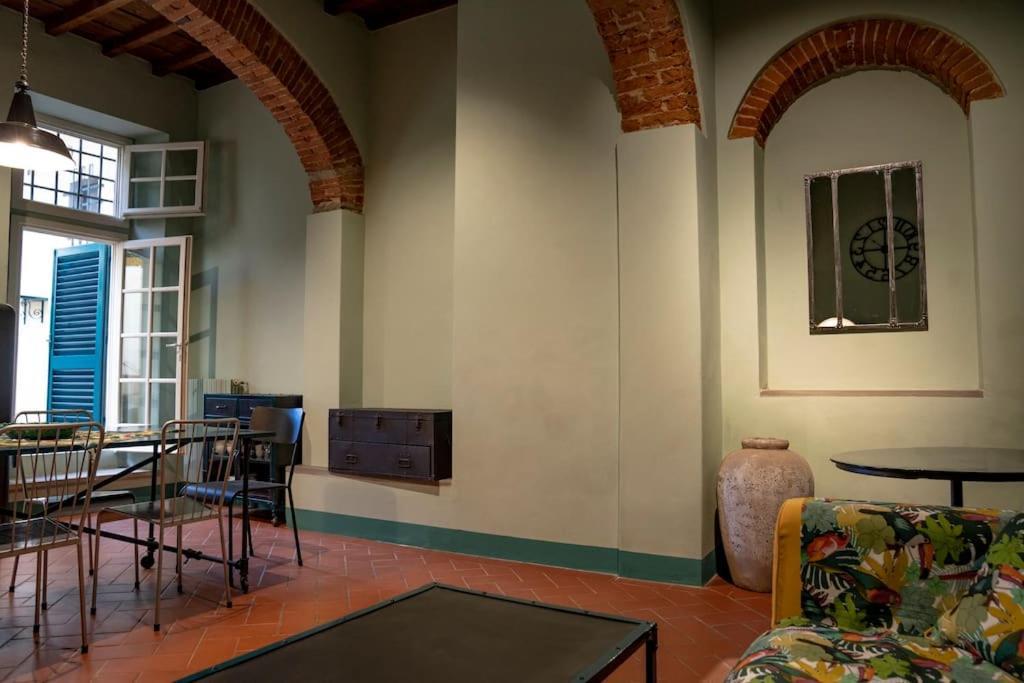 Raffinato Trilocale San Frediano Apartment ฟลอเรนซ์ ภายนอก รูปภาพ